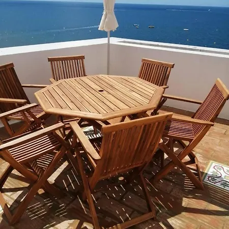 Breathtaking Beachfront House * البوفيرا