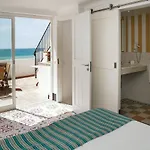 別荘 Breathtaking Beachfront House アルブフェイラ